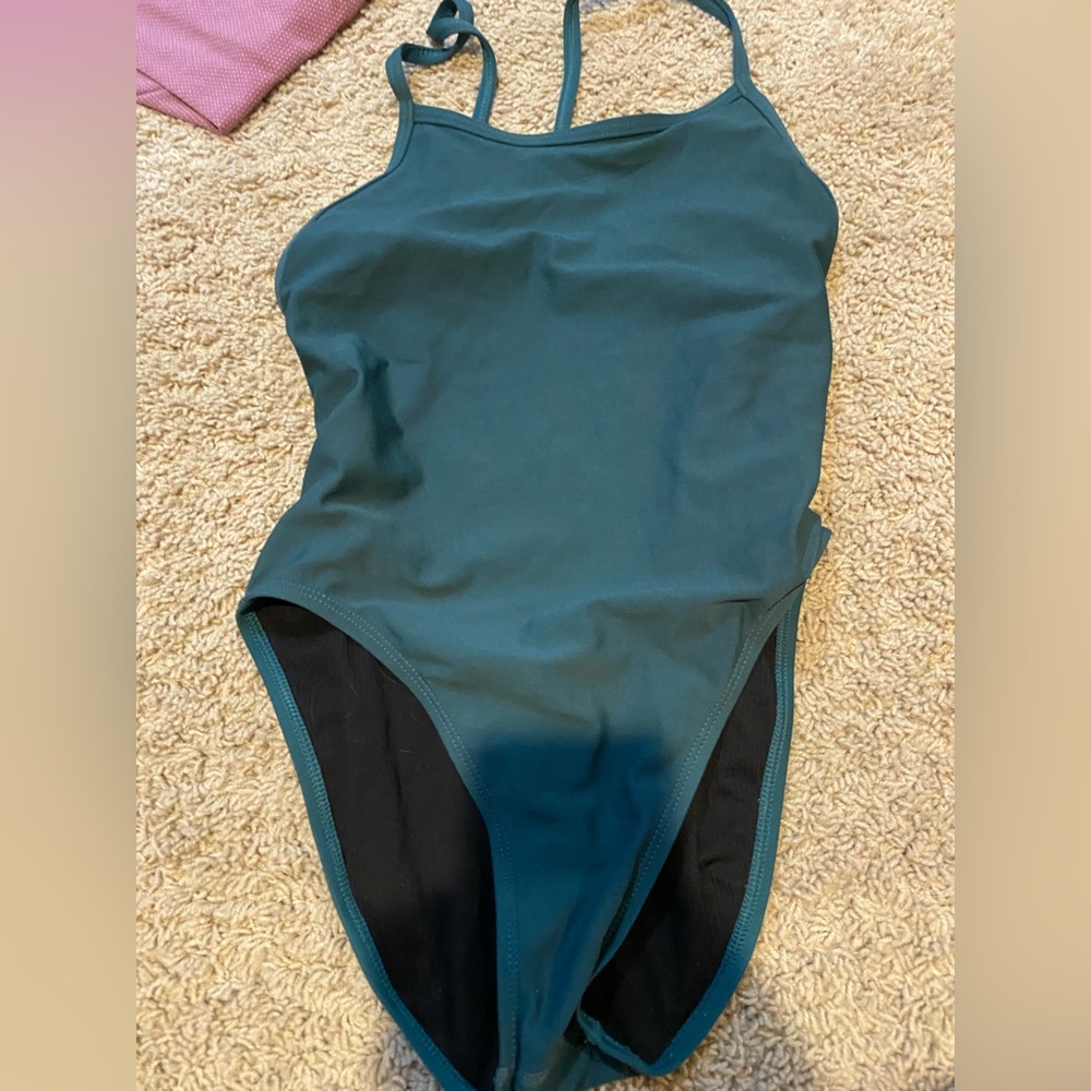 Jolyn size 30